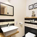 The At Artlegarth רייבנסטונדייל